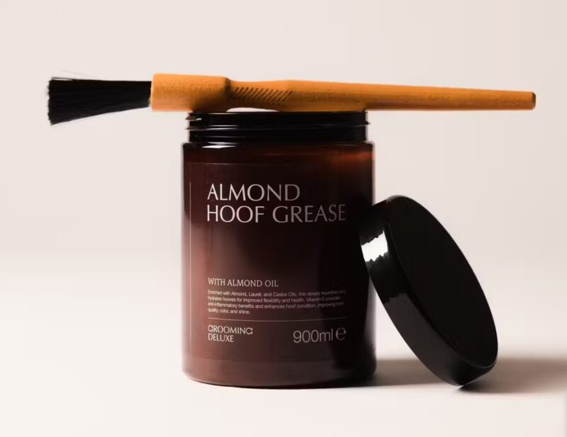 Мастило для копит Almond Hoof Grease Grooming Deluxe від Kentucky, 900 мл