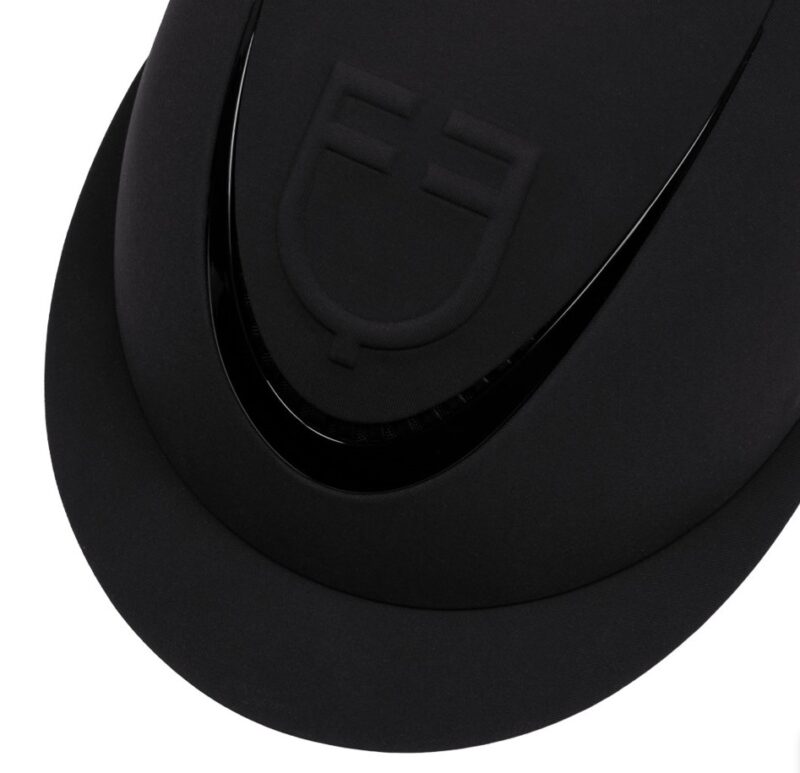 Шолом з регулюванням Wide Visor Embossed Logo Homologation від Equestro